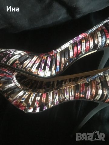Страхотни обувки на ток Zara woman, снимка 5 - Дамски обувки на ток - 45510316