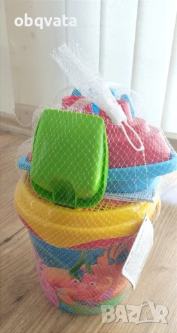 НОВ Пясъчен комплект Playtiveс кофичка, лопатка, гребло и лодка, снимка 2 - Други - 50908646