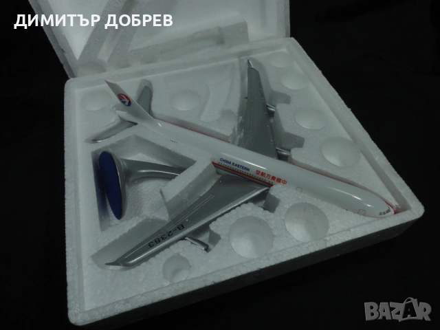 КОЛЕКЦИОНЕРСКИ МОДЕЛ САМОЛЕТ CHINA EASTERN AIRBUS A340-300 С ОРИГИНАЛНА КУТИЯ, снимка 12 - Колекции - 53873160