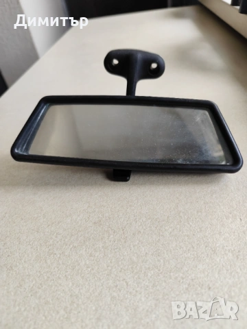 огледало за ретро автомобил