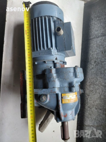 редуктор- 8 обор/ мин, снимка 2 - Електродвигатели - 53275428
