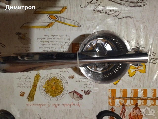 Преса за домати