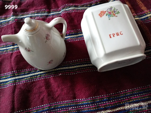 Порцеланов чайник и буркан, снимка 1