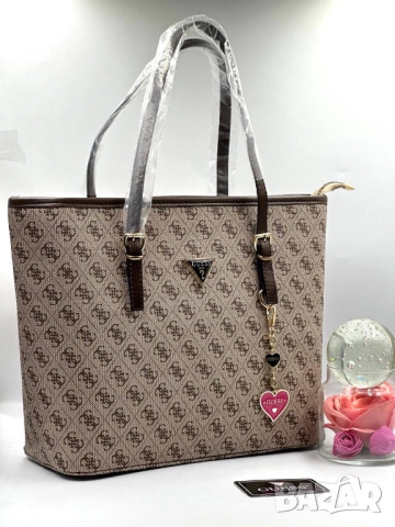 чанти guess 38х30см, снимка 13 - Чанти - 51442310