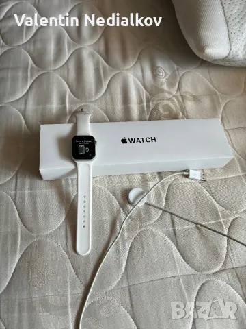 apple watch se2 40mm, снимка 1 - Смарт часовници - 49420792