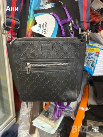 Gücü чанта през рамо