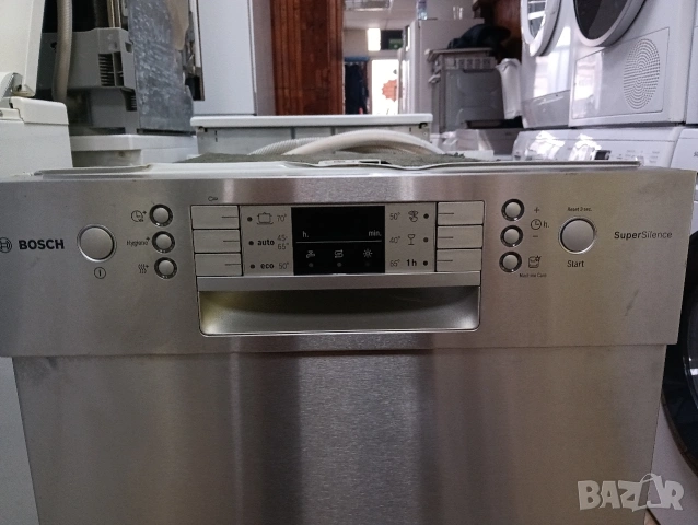 Тясна 45 см иноксова съдомиялна за вграждане Бош Bosch Made in Germany с 2 години гаранция!, снимка 8 - Съдомиялни - 53472666