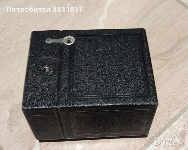 Фотоапарат с тринога, снимка 9 - Антикварни и старинни предмети - 54088811