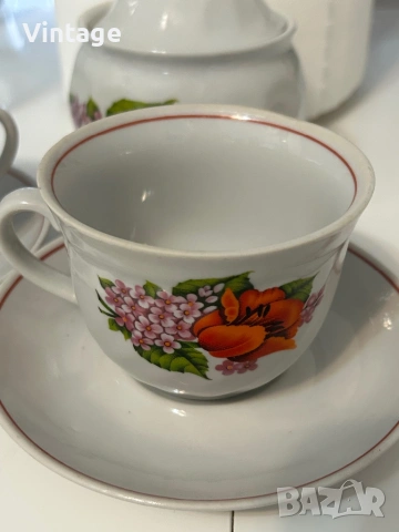 Съветски порцеланов сервиз за чай / кафе , снимка 3 - Сервизи - 54086638