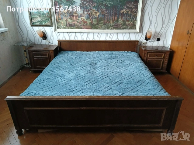 Продава се- спалня, две шкафчета и тоалетка с огледало, снимка 3 - Спални и легла - 53426039