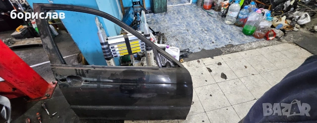 Предна дясна врата за БМВ е46 , снимка 2 - Части - 53067336