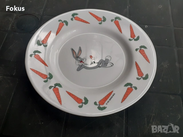Бъгс Бъни колекционерска чиния Warner Bros 1995, снимка 2 - Антикварни и старинни предмети - 53279655