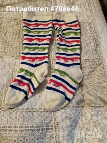 Народни носии Чорапи, снимка 5 - Антикварни и старинни предмети - 54083970