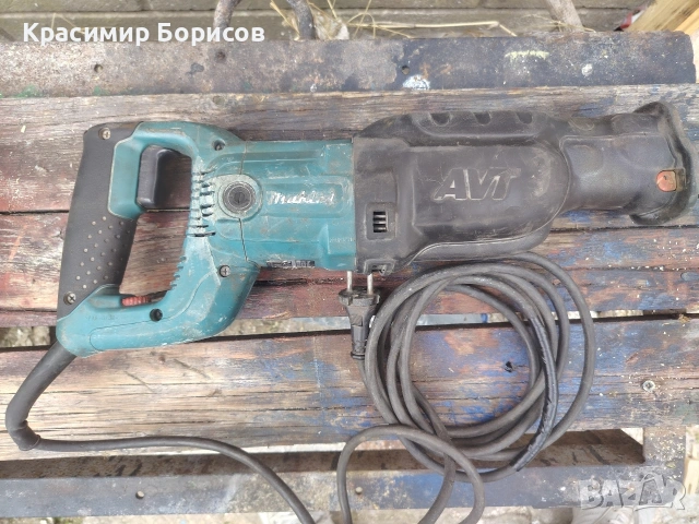 саблен трион Makita , снимка 2 - Други инструменти - 53929763