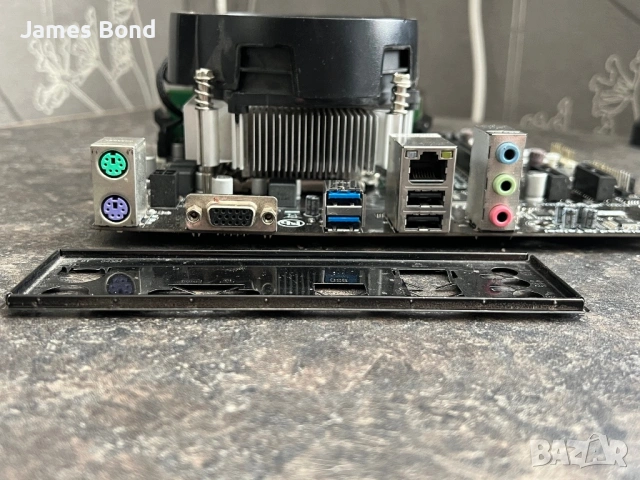 Дъно H81 + i3 4160, снимка 3 - Дънни платки - 54181489