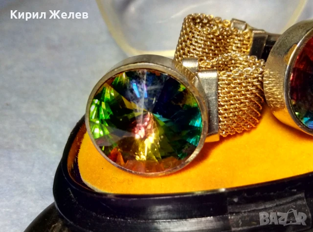 Стари СКЪПОЦЕННИ ПОЗЛАТЕНИ БУТОНЕЛИ MADE in GDR с ЮВЕЛИРНО ФАСЕТИРАН КРИСТАЛ RIVOLI ЛУКС МОДЕЛ 19027, снимка 11 - Антикварни и старинни предмети - 51264676