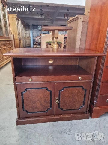 Масивен Тв Шкаф с въртящ се Плот-внос от Германия!, снимка 2 - Шкафове - 51766920