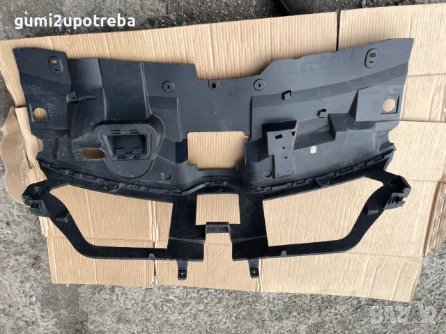 Панел върху Радиаторите t0000176826 Renault Talisman 2017г 147kW, снимка 3 - Части - 54160993