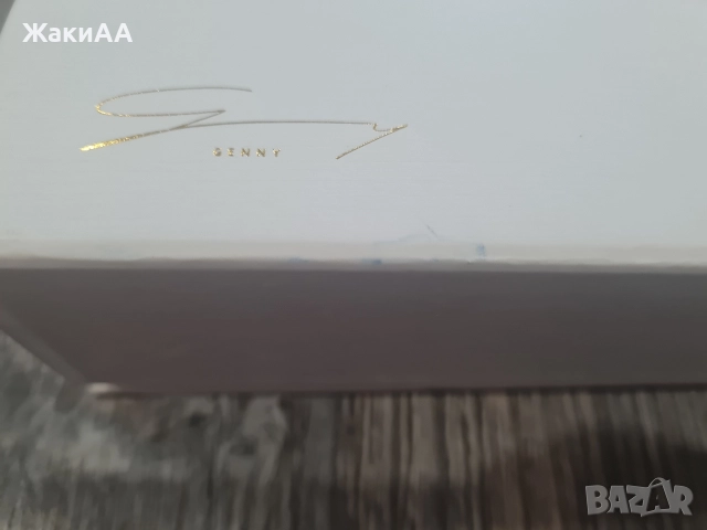 Калъф за дамски очила на марката Genny, снимка 6 - Слънчеви и диоптрични очила - 52973129