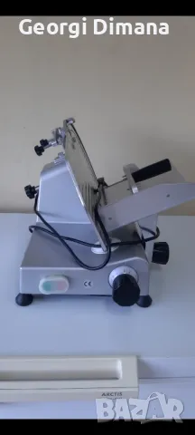 Професионална колбасорезачка, снимка 1