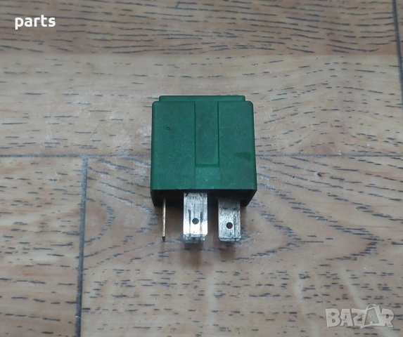 Реле Мерцедес C W203 N:9438 - W169 - A0045450405, снимка 2 - Части - 53080905