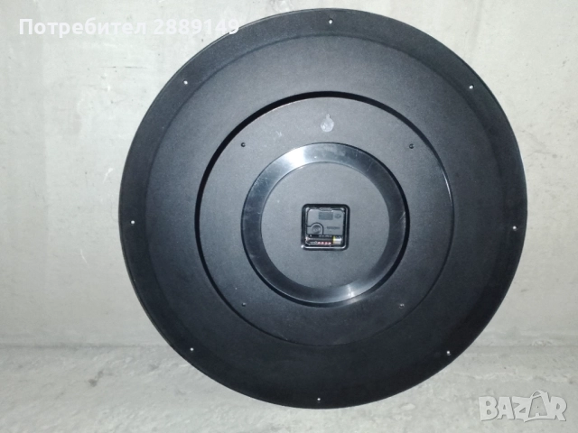 Продавам голям стенен часовник, 60 см, снимка 2 - Стенни часовници - 52019593