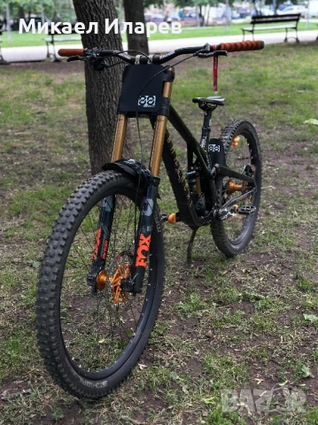 Колело за Downhil Commencal