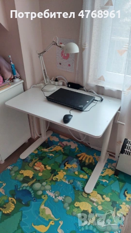 Механичен регулируем бюро IKEA 90x60 см - отлично състояние