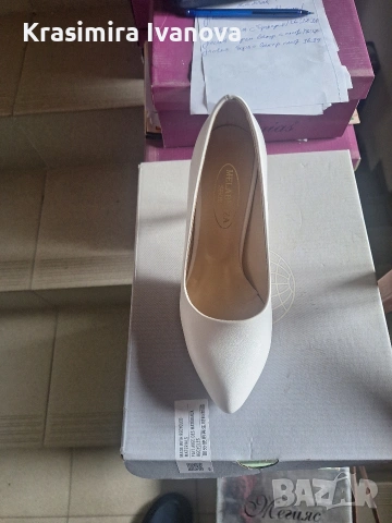 нови обувки Мегияс еко кожа 