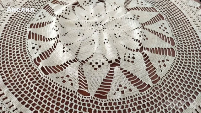 Покривка ръчно оплетена , снимка 2 - Покривки за маси - 53061407