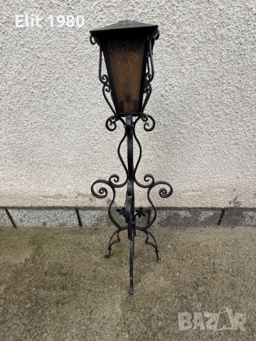 Продавам лампа ковано желязо 