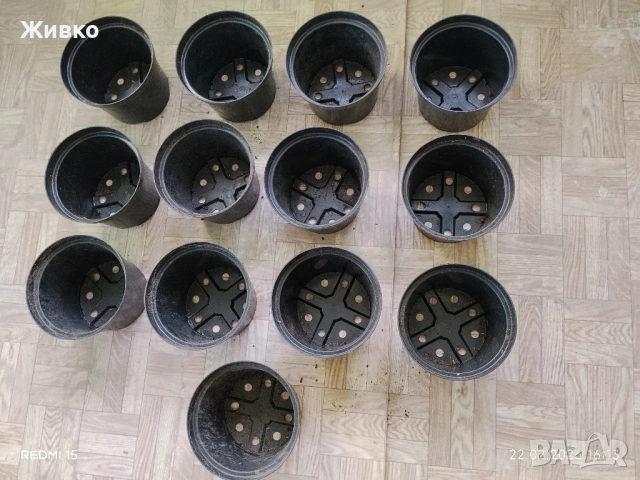 Продавам правоъгълни и цилиндрични саксии , снимка 11 - Саксии и кашпи - 53666104