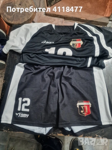 Екип къси гащи и тениска на ЛОКОМОТИВ