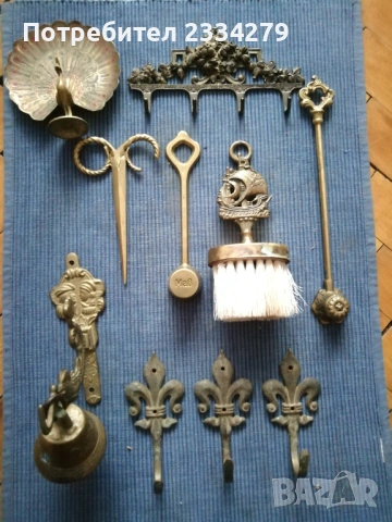 Стари бронзови фигури, прибори, сувенири. 