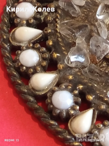 БИЖУ в ФОРМАТА на СЪРЦЕ с ИНКРУСТИРАНИ КРИСТАЛИ и ПЕРЛИ ОРНАМЕНТИРАНО 49884, снимка 4 - Колиета, медальони, синджири - 52502591
