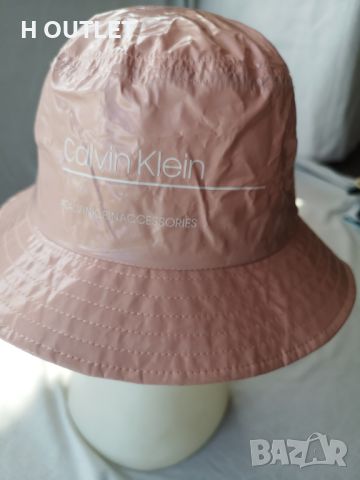 Оригинална шапка тип идиотка CALVIN KLEIN OS /450/, снимка 2 - Шапки - 46494425