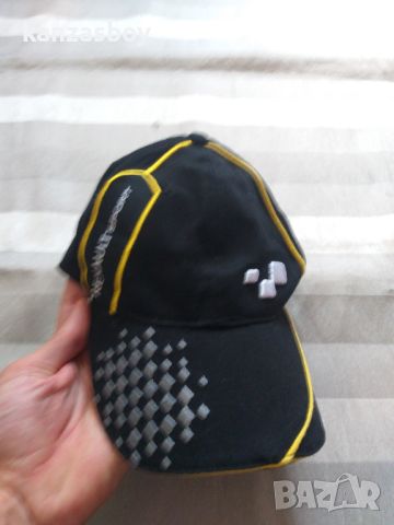renault sport - страхотна колекционерска шапка , снимка 1 - Шапки - 46059612