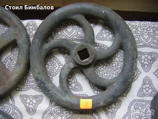 Дръжки, врътки за чугунени кранове, снимка 12 - Резервни части за машини - 50404141