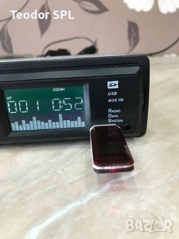 Aeg usb radio за автомобил , снимка 4 - Аксесоари и консумативи - 45145583