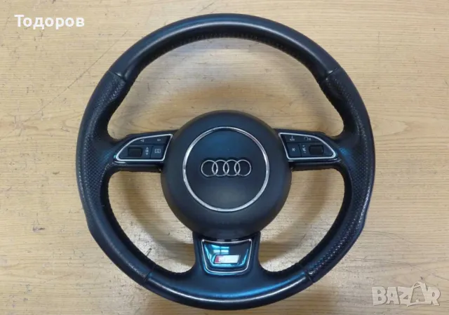 Audi Sline волан с пера и airbag айрбег еърбег бег, снимка 2 - Аксесоари и консумативи - 47399776