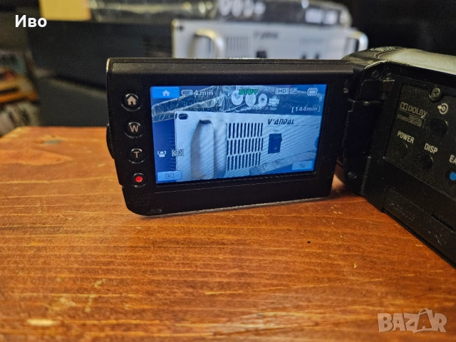 Видеокамера SONY HDR-CX105E В отлично техническо и визуално състояние., снимка 4 - Камери - 52130987