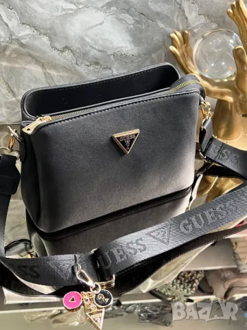 чанти 20х25см guess , снимка 13 - Чанти - 50422906