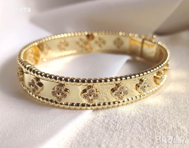 Van Cleef & Arpels VCA gold bracelet Vintage Alhambra-дамска гривна, снимка 8 - Гривни - 45275781
