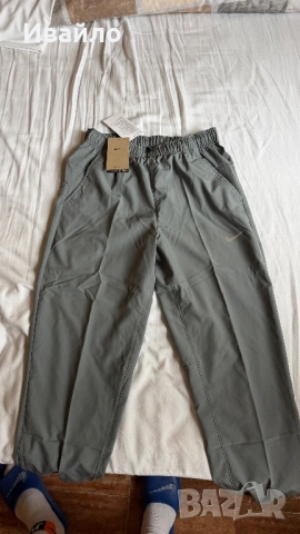 Сив панталон Nike