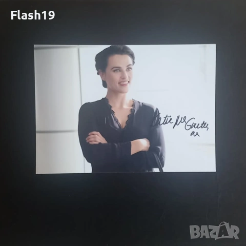 ⭐ Колекция автографи от сериала Супергърл (Supergirl)  - 3 броя , снимка 3 - Колекции - 53967588
