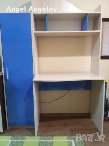 Детски секциия с бюро и гардероб., снимка 6 - Мебели за детската стая - 49962464