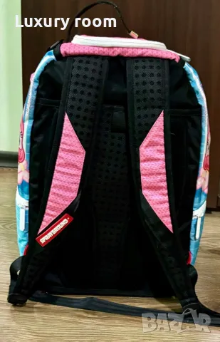 Ученическа раница Sprayground, снимка 3 - Раници - 48749536