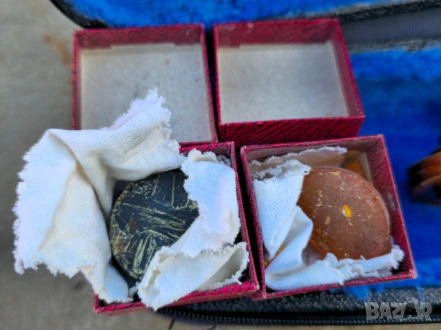 Цигулка BANKERI Северна Кореа, снимка 4 - Струнни инструменти - 53844188