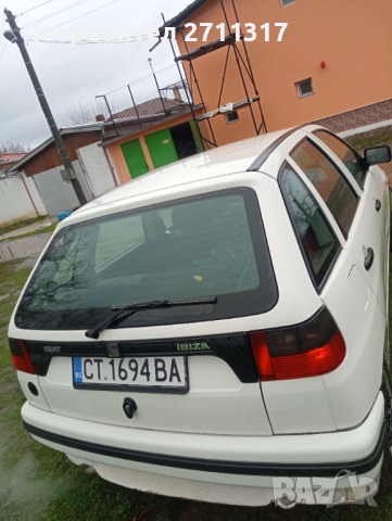 Сеат Ибиза 1.4 газ-бензин, снимка 11 - Автомобили и джипове - 52680398