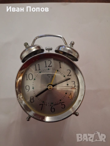 Будилник механичен-Китай-Диамант, работи точно и звъни.